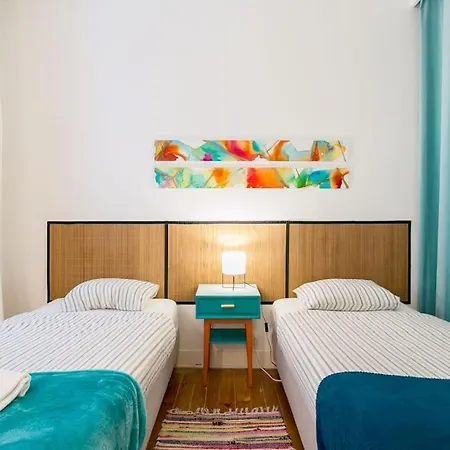 Principe Real 3 Bdr And Great Wi-Fi! *