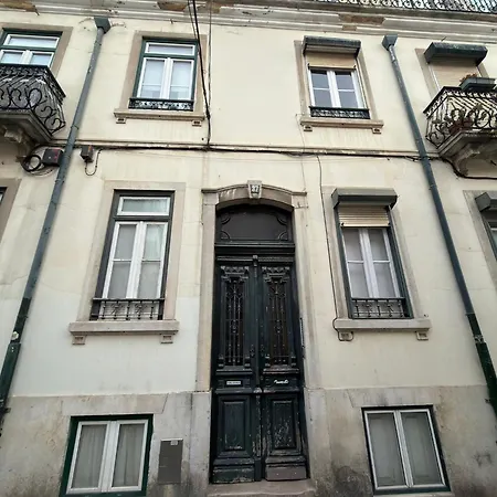 דירה Principe Real 3 Bdr And Great Wi-Fi!