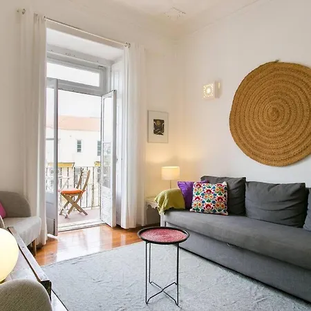 Principe Real Cool And Artistic 3 Bedrooms Flat! Апартаменты *