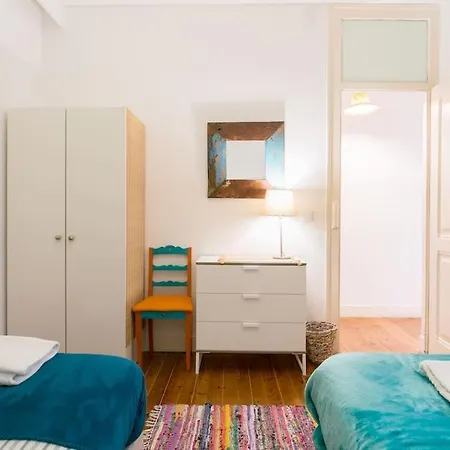 Appartamento Principe Real Cool And Artistic 3 Bedrooms Flat! Lisbona