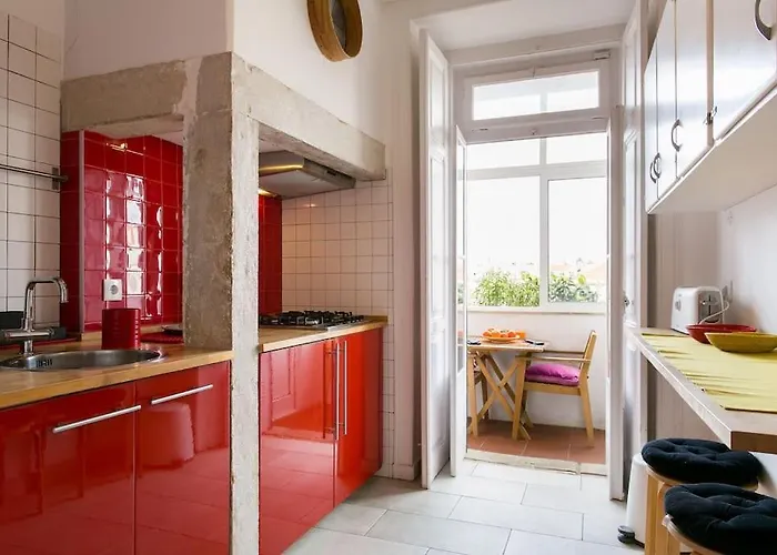 Principe Real Cool And Artistic 3 Bedrooms Flat! Апартаменты *