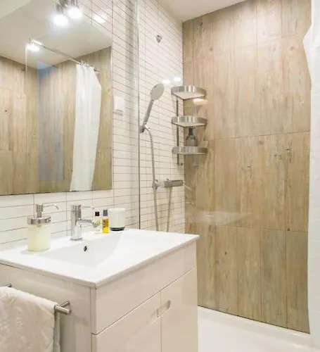 Апартаменты Principe Real Cool And Artistic 3 Bedrooms Flat! *